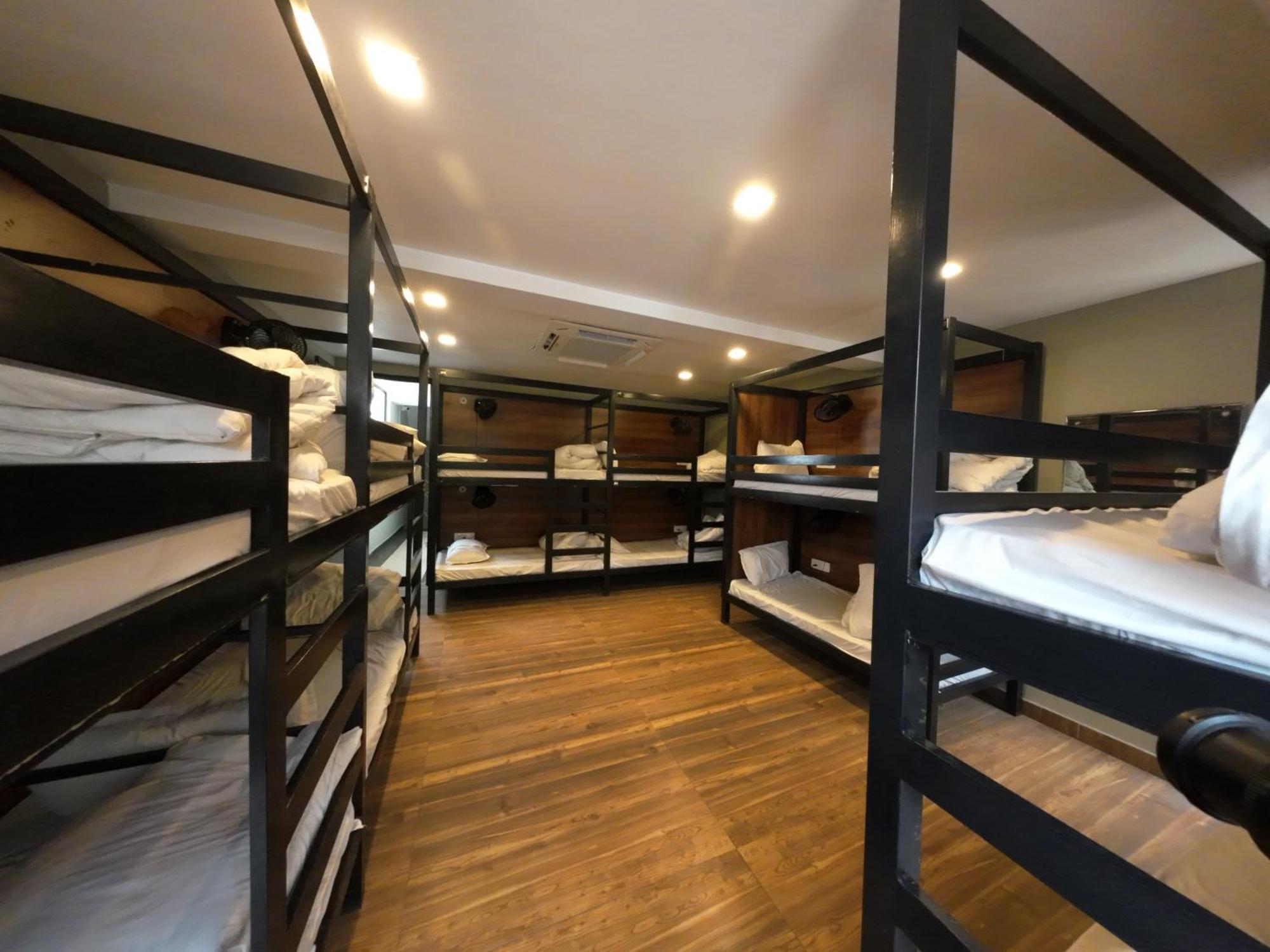 Hotel Hostel Vimal Ganga Rishikesh Exterior photo